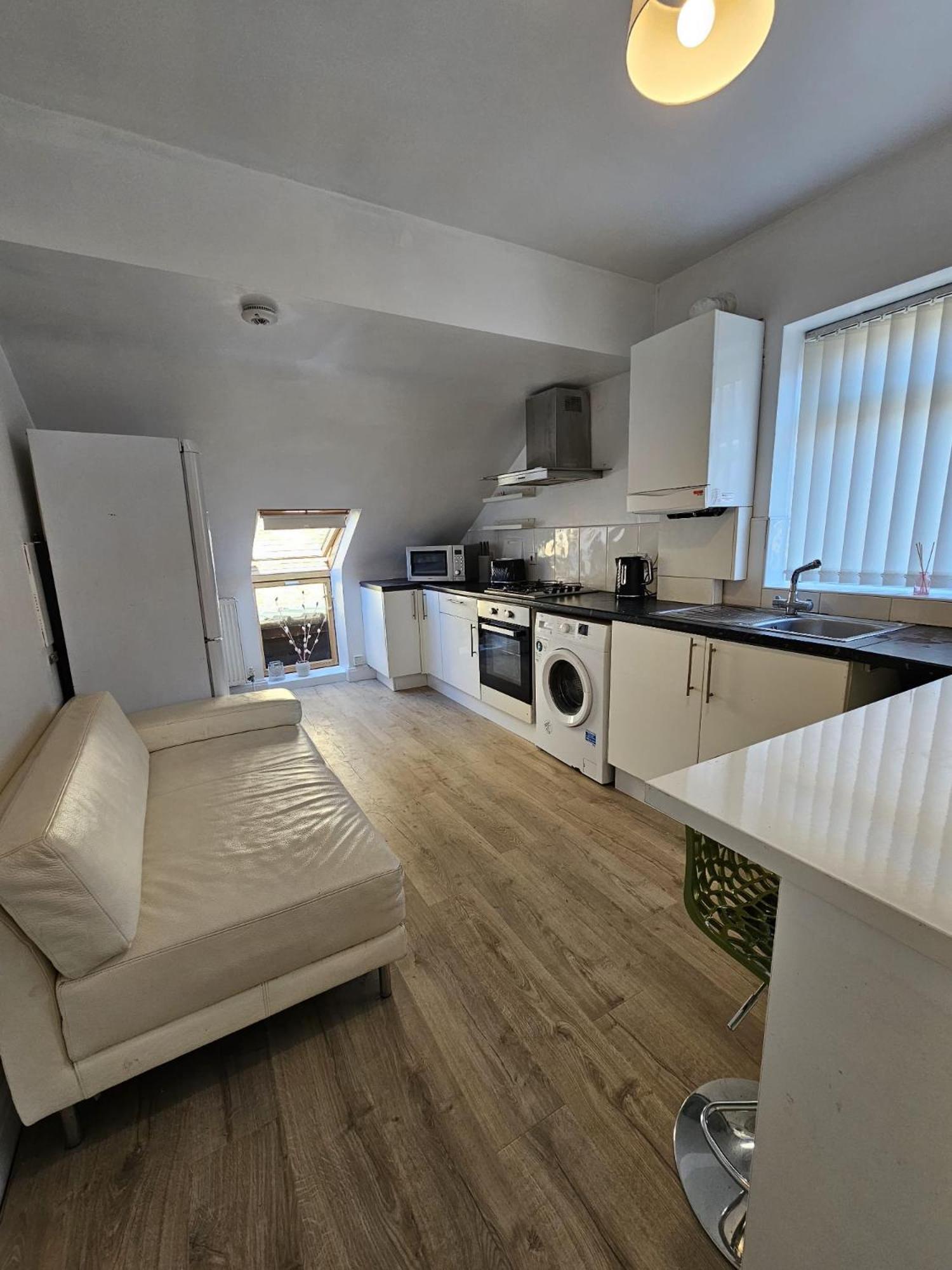 Hufflepuff House Apartment Watford (Hertfordshire)